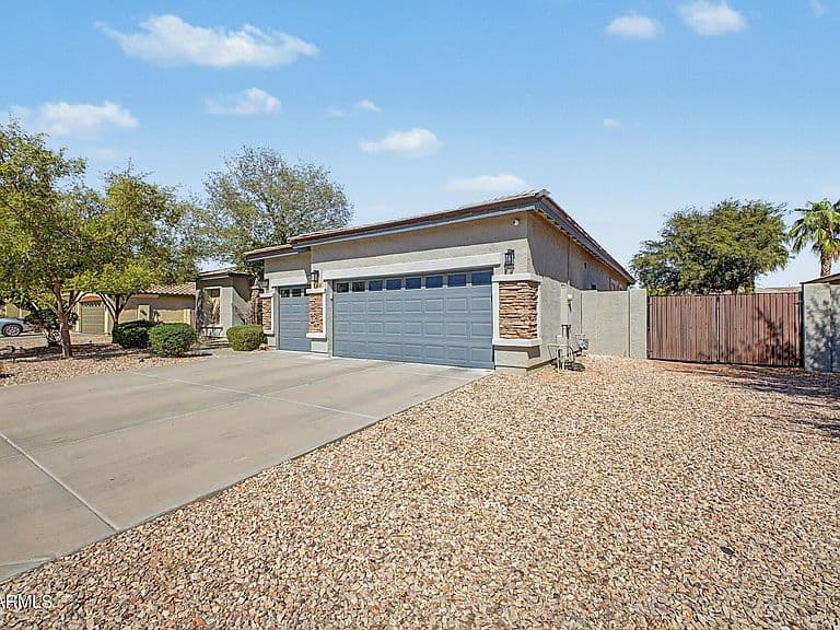 14446 W EDGEMONT Avenue photo 1