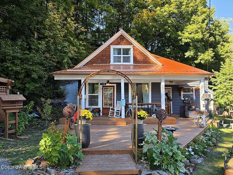 119 Pine St photo 2