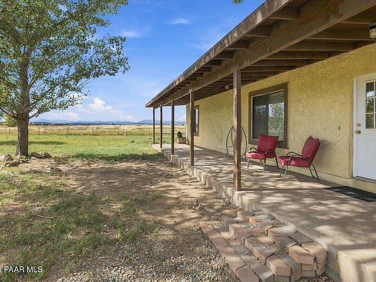 4500 W Robbie Ln photo 4