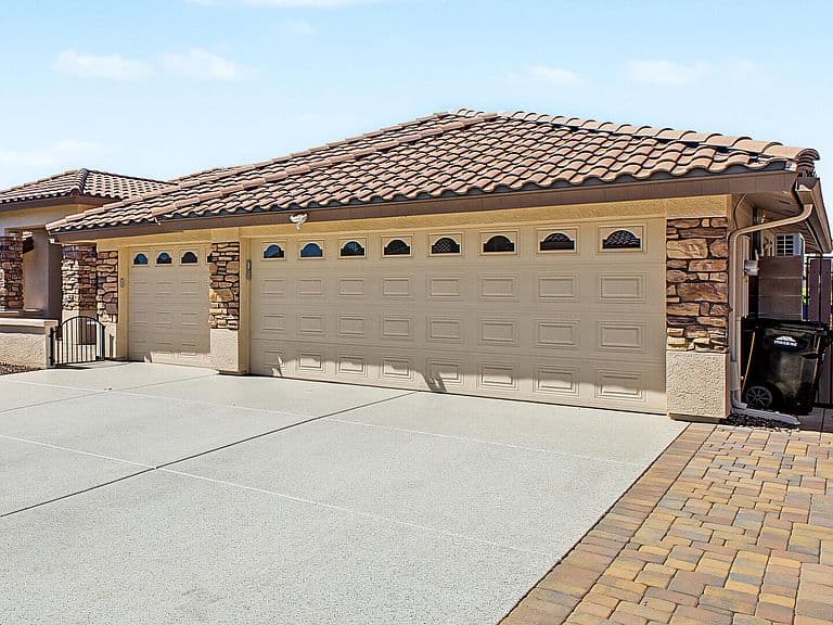 2840 S ALDERWOOD Circle photo 4