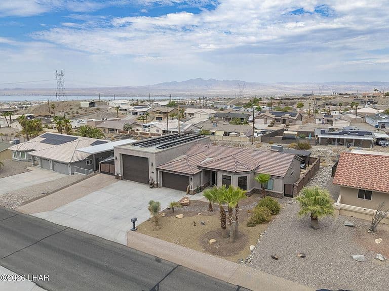 3239 Palmtree Dr photo 3