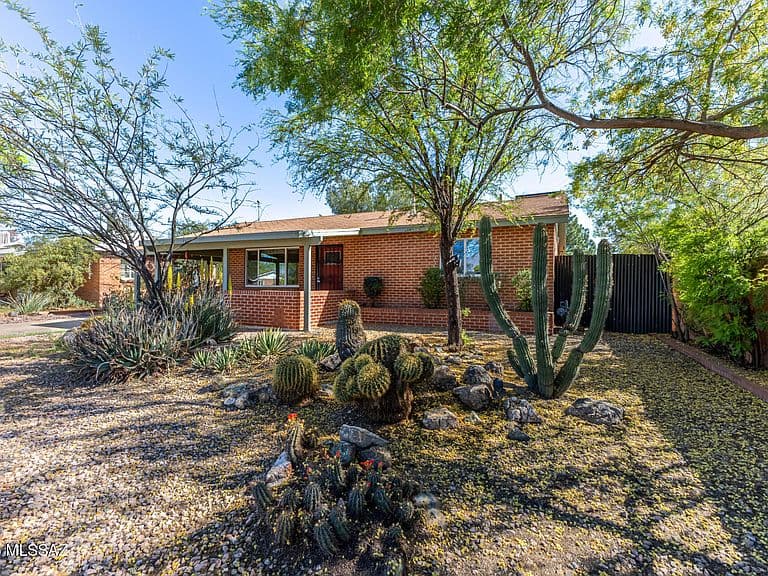 5408 E Willard St photo 1