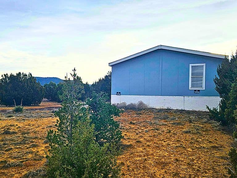 55 N Country Ln photo 2