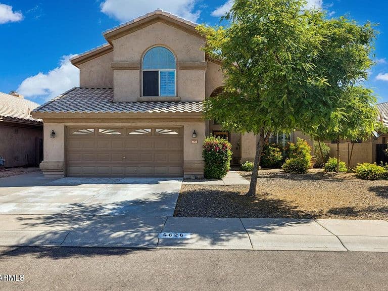 4626 E SUMMERHAVEN Drive photo 2
