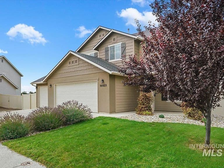 16923 N Lowerfield Loop photo 3