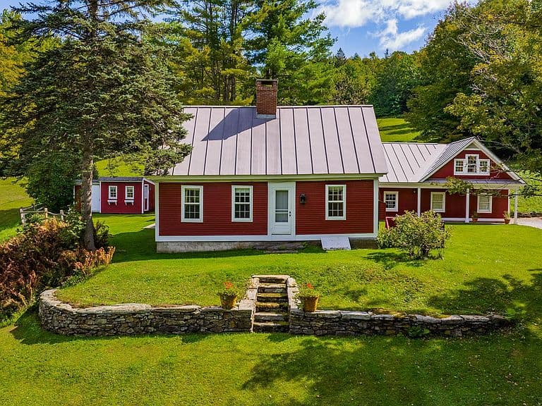 1419 Cloudland Road photo 1