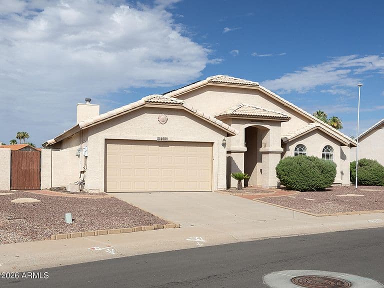 2081 N PEBBLE BEACH Drive photo 5