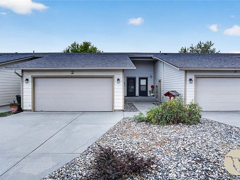 3220 Banff Ave #B photo 1