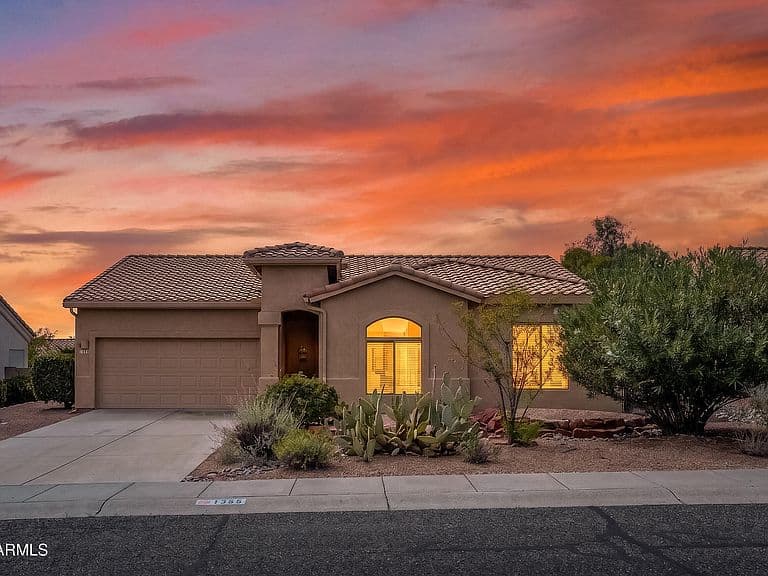 1355 E Crestview Drive photo 5