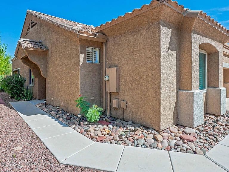 524 W Aspenwood St photo 5