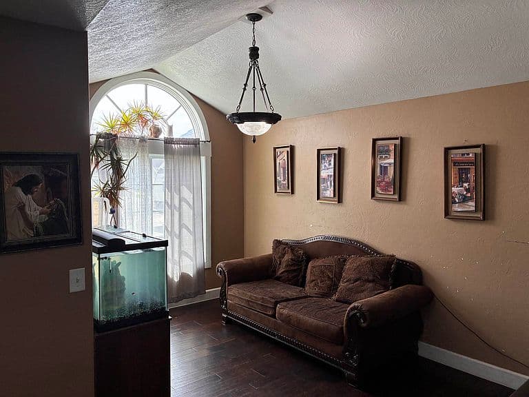 4755 Heidi Ct photo 4