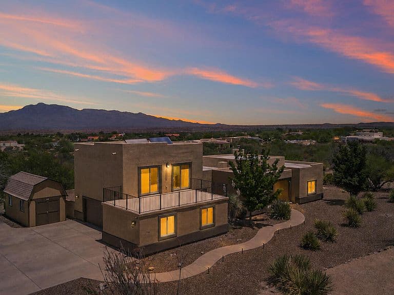 340 N Suntan Dr photo 3