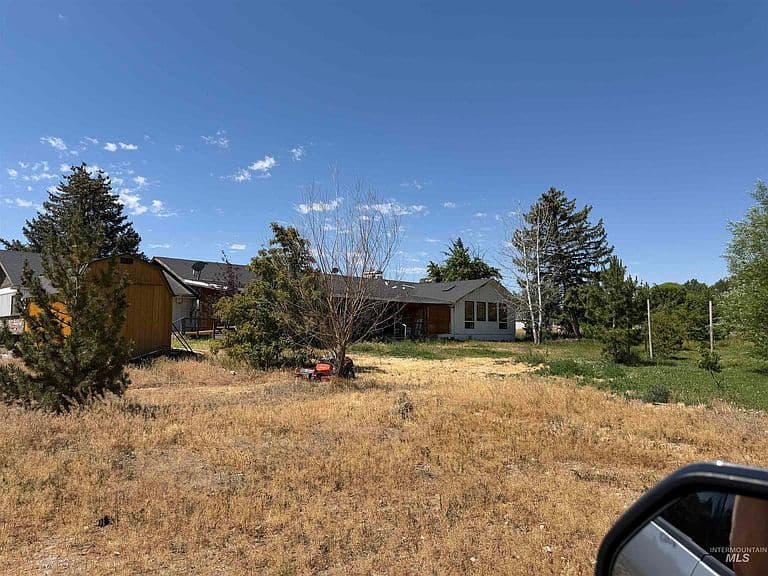3805 N 2538 E photo 1