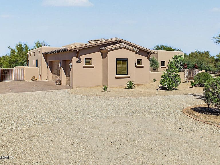 14504 E PEAK VIEW Road photo 4