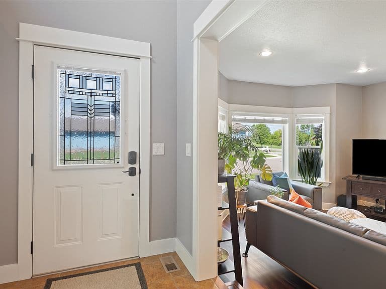 2434 Riata Rd photo 2