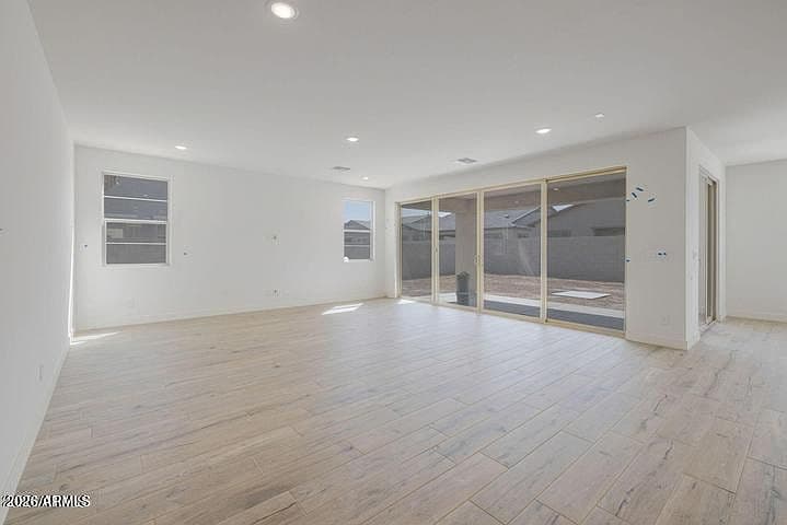 9655 E RAINBOW Avenue photo 5