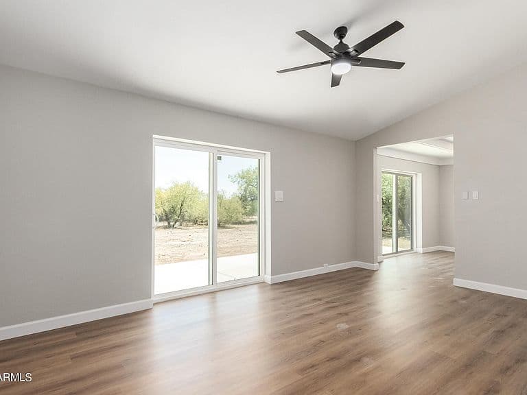 7525 W Lake Erie Drive photo 4