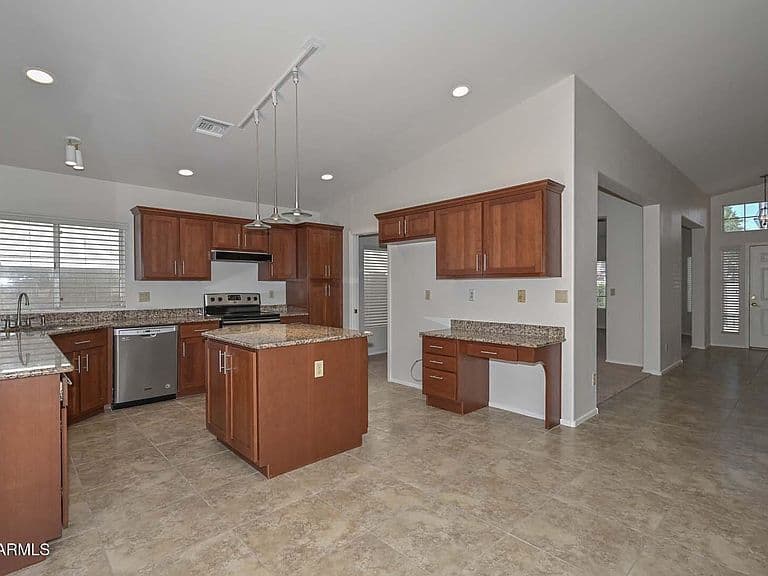 7629 W KRISTAL Way photo 5