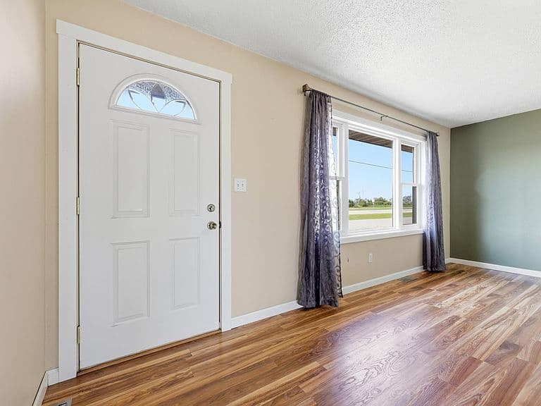 6378 Highway 10 photo 4
