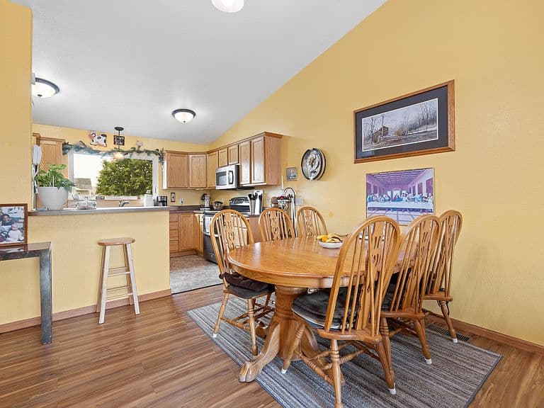 244 Freiheit Ln photo 5