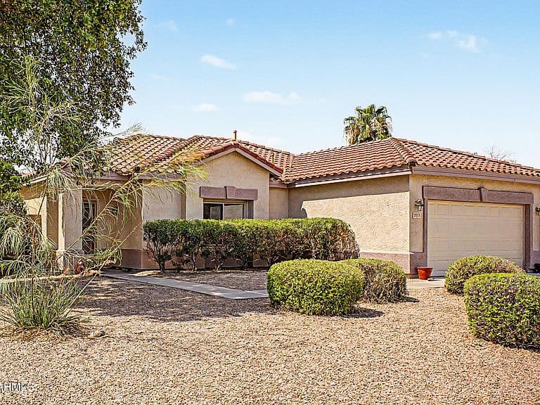 2073 E HAWKEN Way photo 2