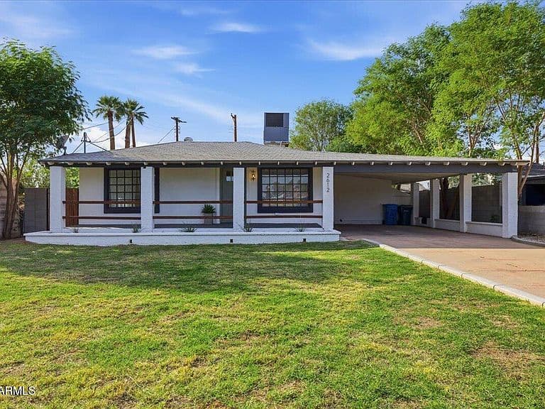 2612 N 31st St photo 2