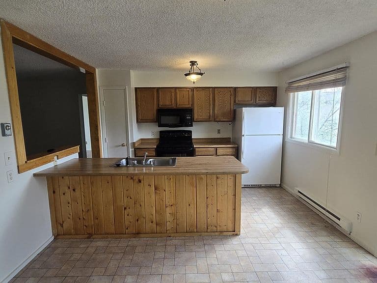 813 Welch Blvd photo 5