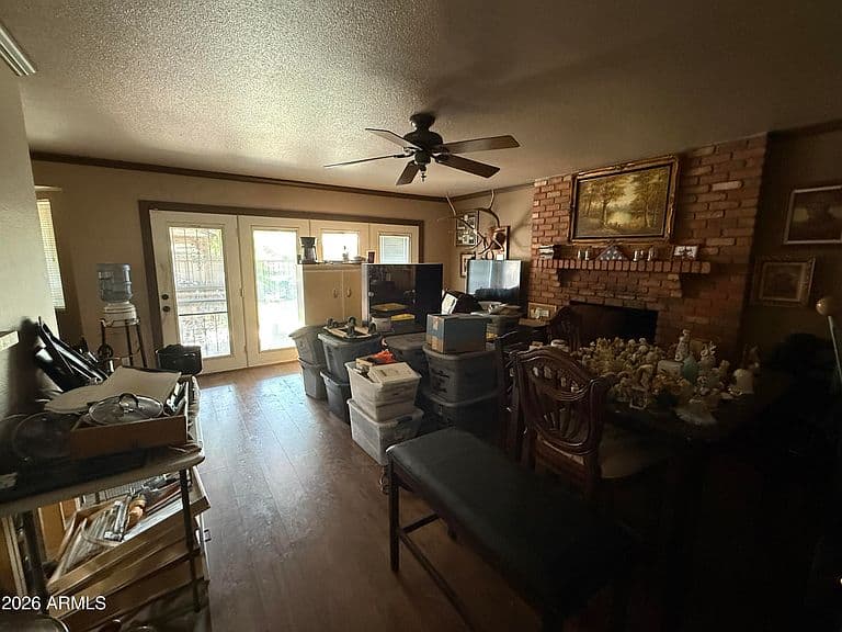2055 E FAIRFIELD Street photo 4