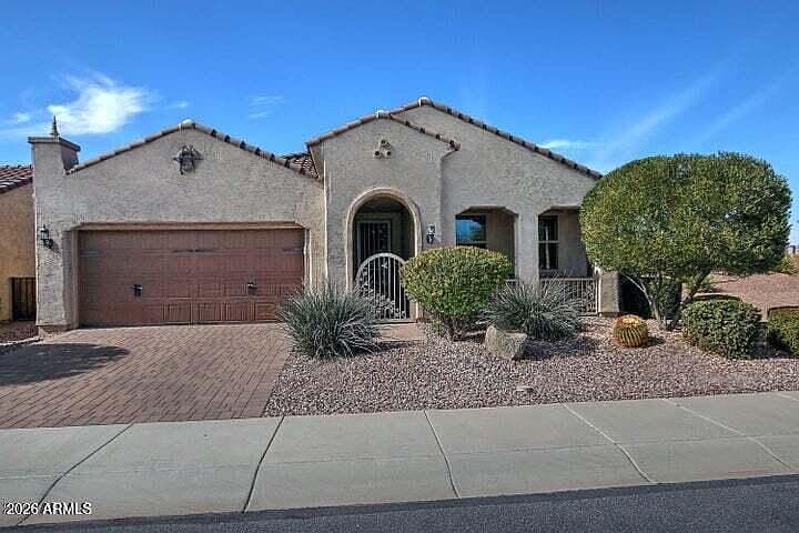 4424 N POTOMAC Drive photo 1