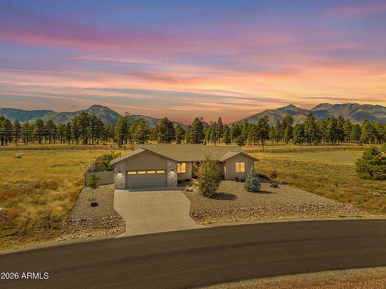 10226 LUNDIN Road photo 3