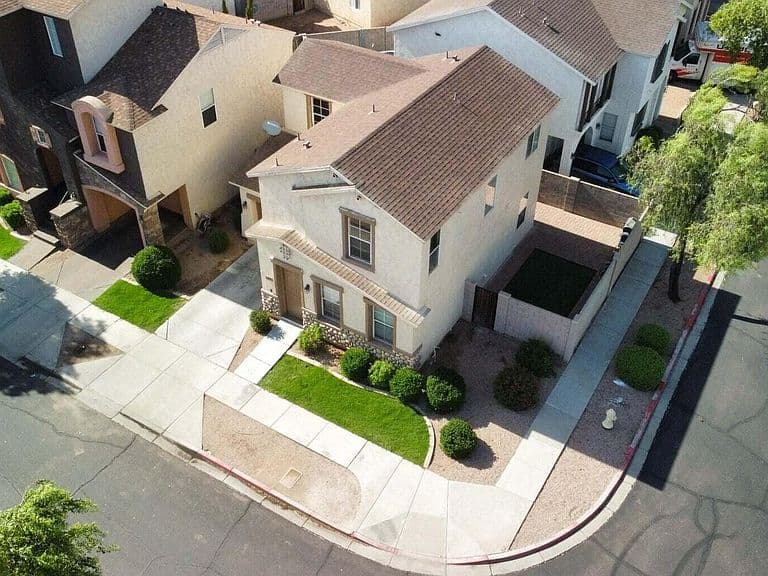 6606 W POLK Street photo 2