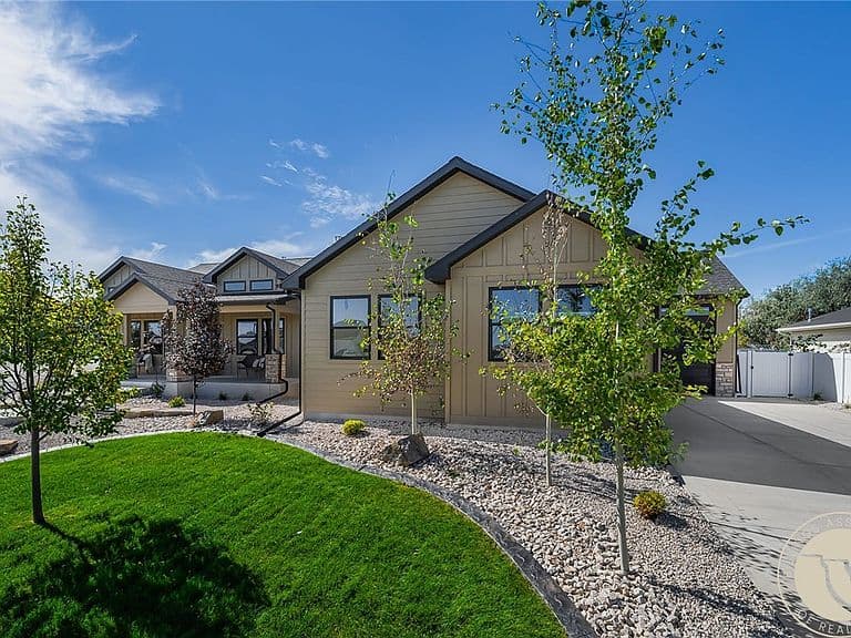 1032 Beringer Way photo 3