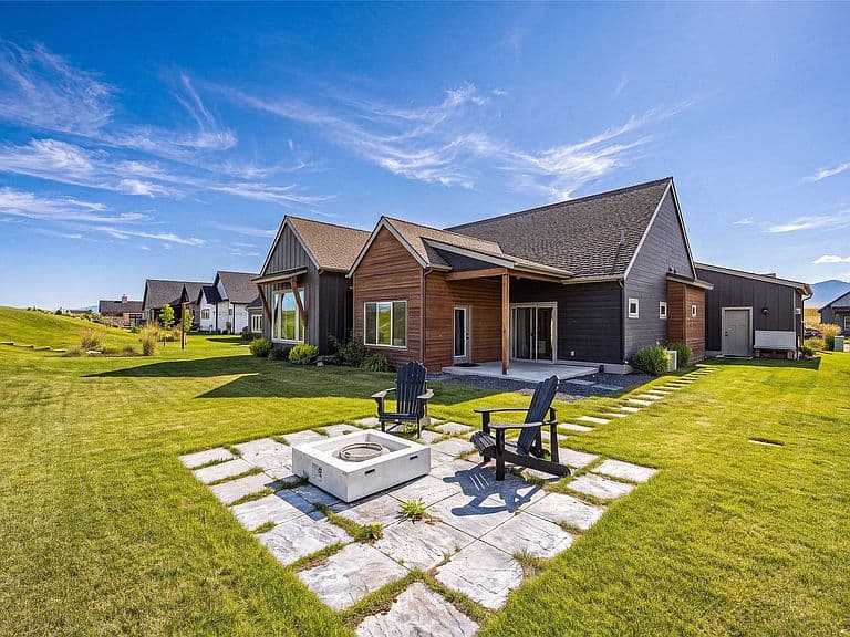 2759 Paniolo Pl photo 3