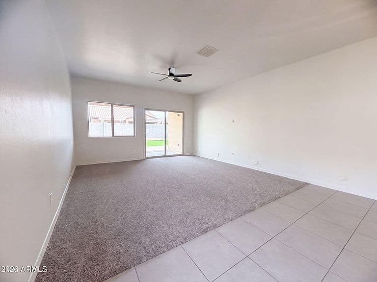 810 W WHISTLING THORN Avenue photo 3