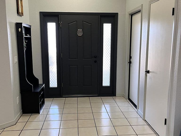10802 W MORTEN Avenue photo 3