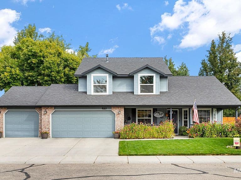 2162 W Santa Clara Dr photo 2
