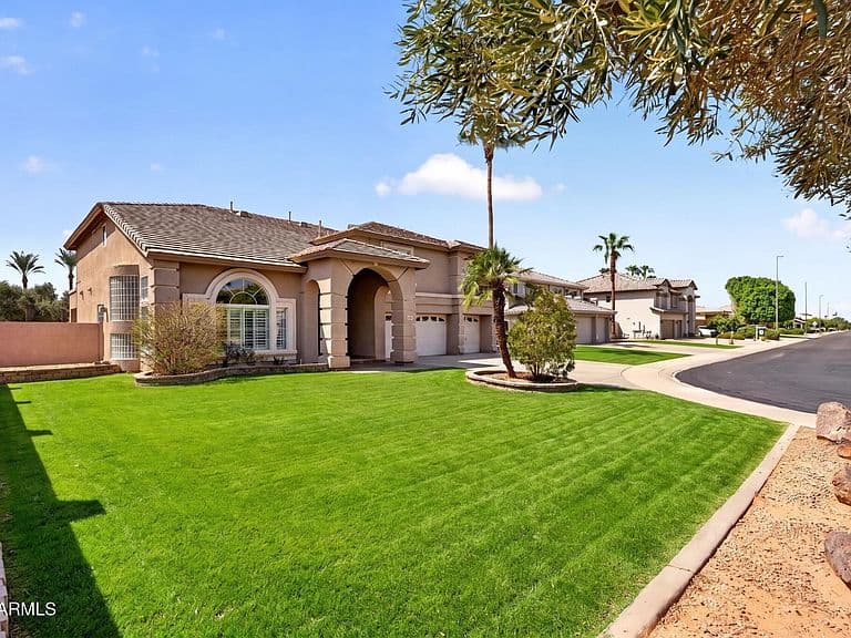 3981 E INDIGO BAY Court photo 4