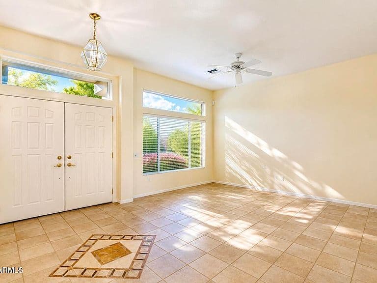 22101 N VETERANS Drive photo 4