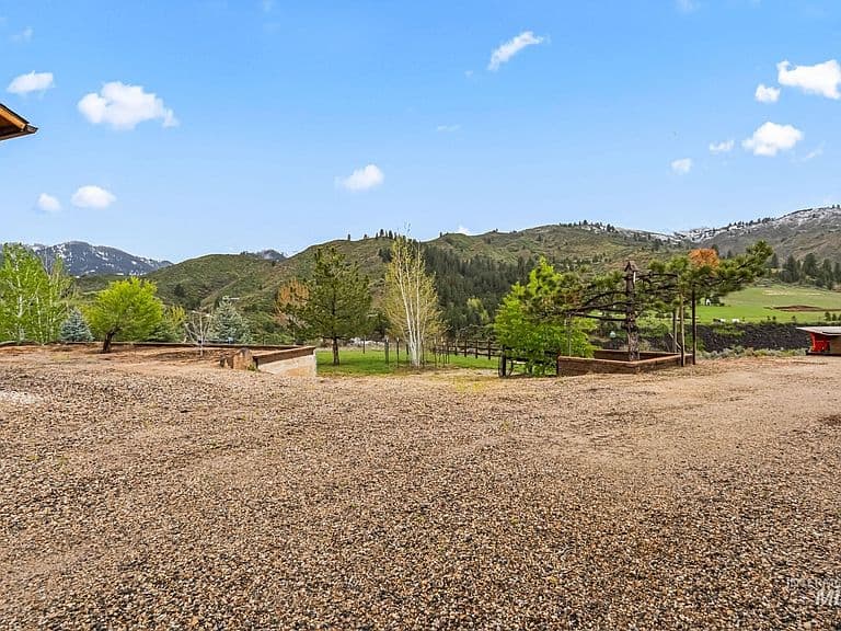 15 Rim Canyon Ln photo 2