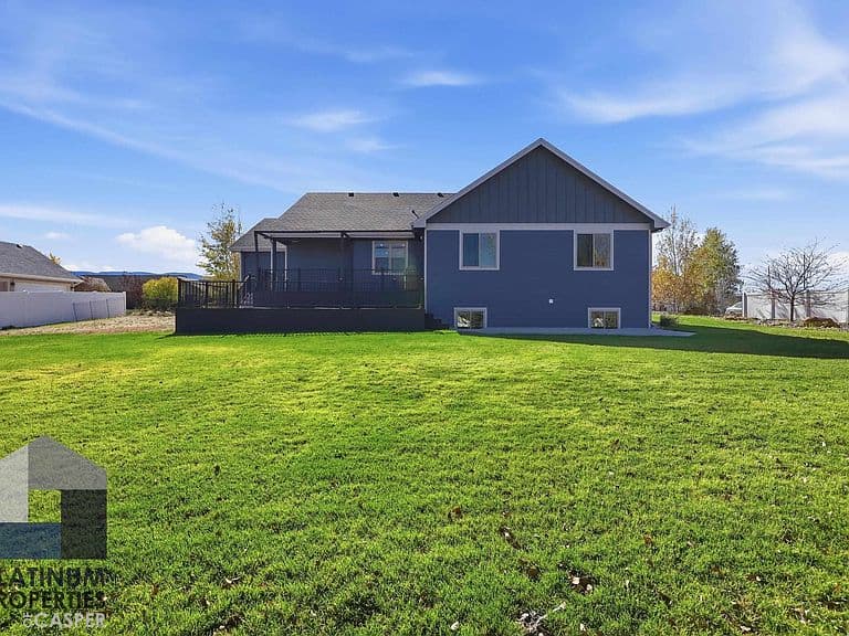 6122 Rosado Dr photo 2