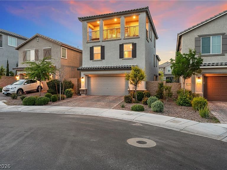 8047 Mercury Skye St photo 3