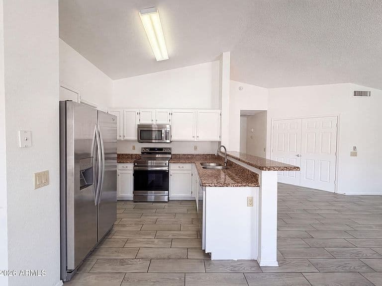 1842 E RIVIERA Drive photo 2