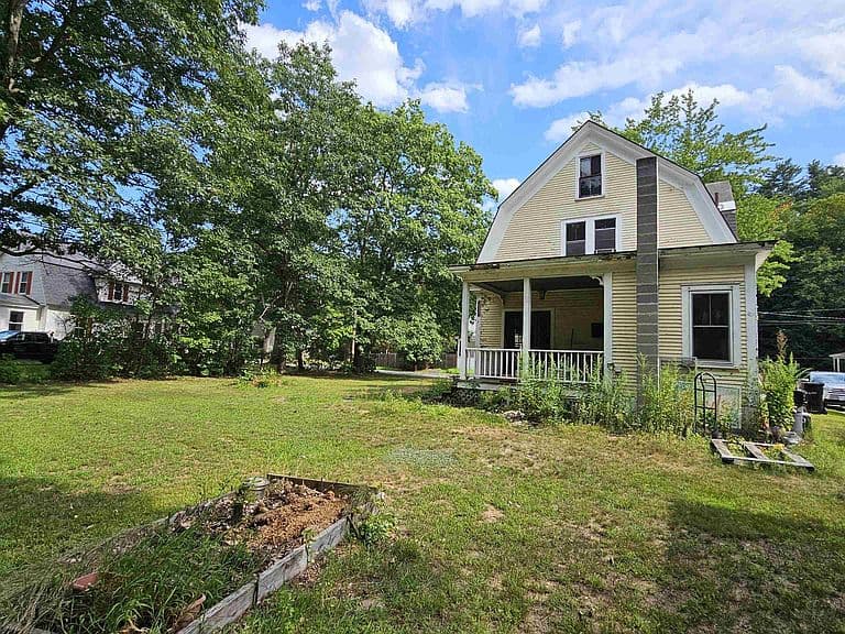 43 Woodland Street photo 1