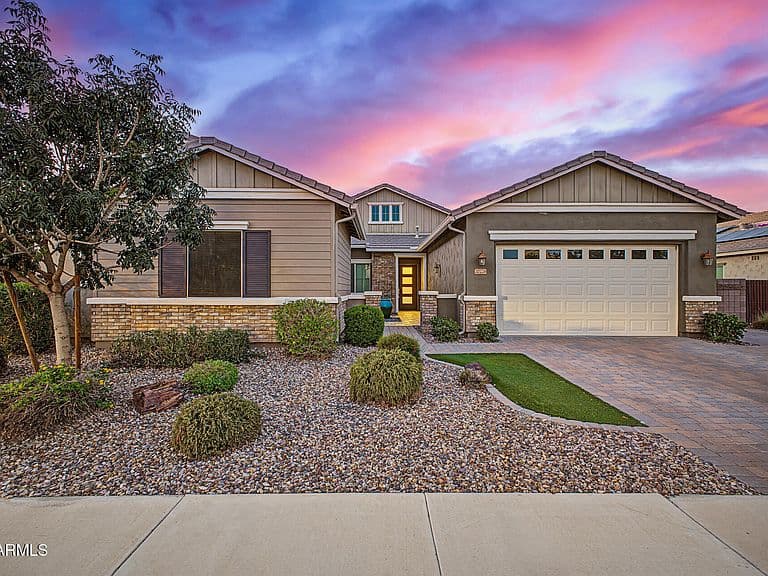 20226 E RAVEN Drive photo 1
