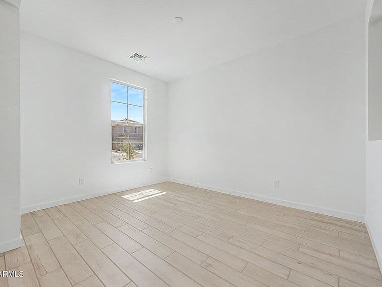 16976 W BUCKHORN Trail photo 4
