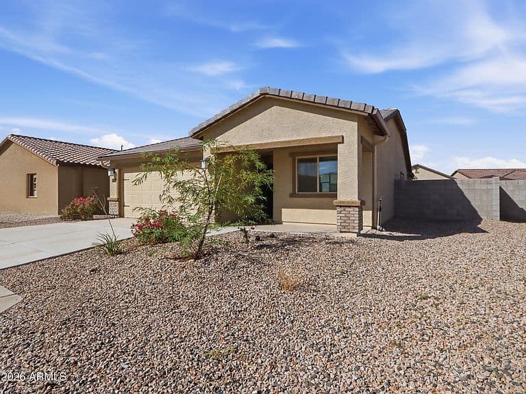 25744 W WINSTON Drive photo 3