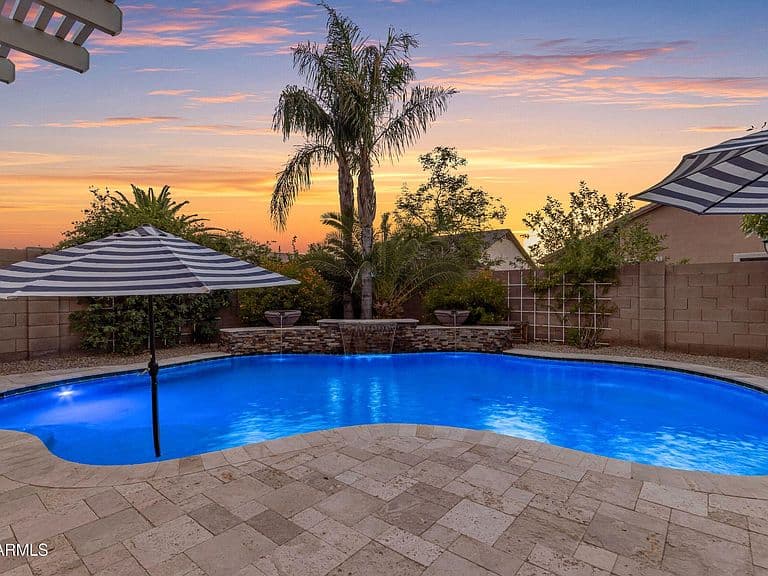 4238 E RAINBOW Drive photo 3
