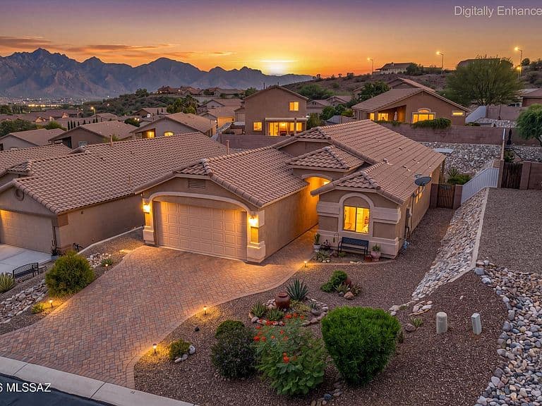61033 E Forelock Pl photo 1