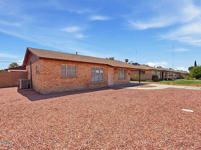 2743 W Ocotillo Road photo 2