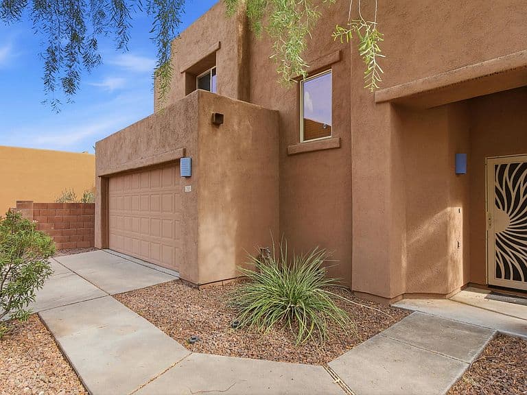 2981 N Cardell Cir photo 3